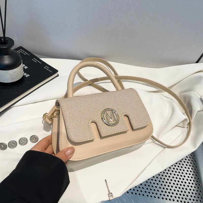 2025 Summer Popular Design Sense Niche Leisure High Sense Temperament Hand Bag Temperament Shoulder Messenger Bag