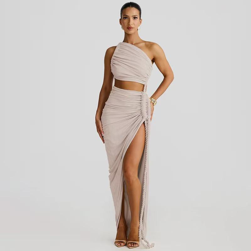 Women's One-Shoulder Ruffled Bandeau Dress: Sexy Summer Backless Split Long Dress