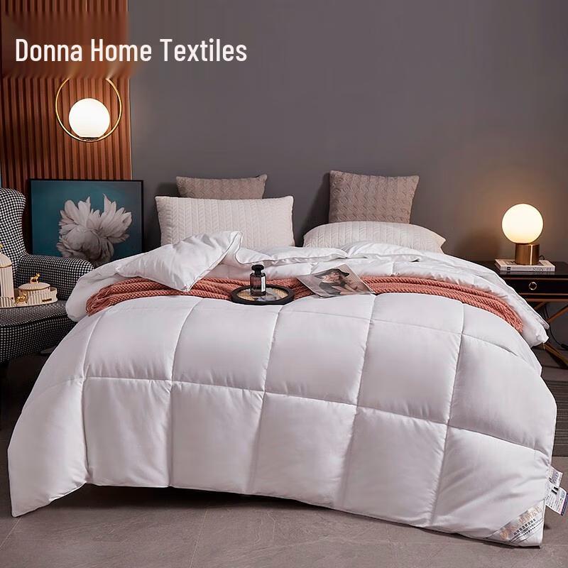 

Пуховое одеяло Tangna 70% белый гусиный пух