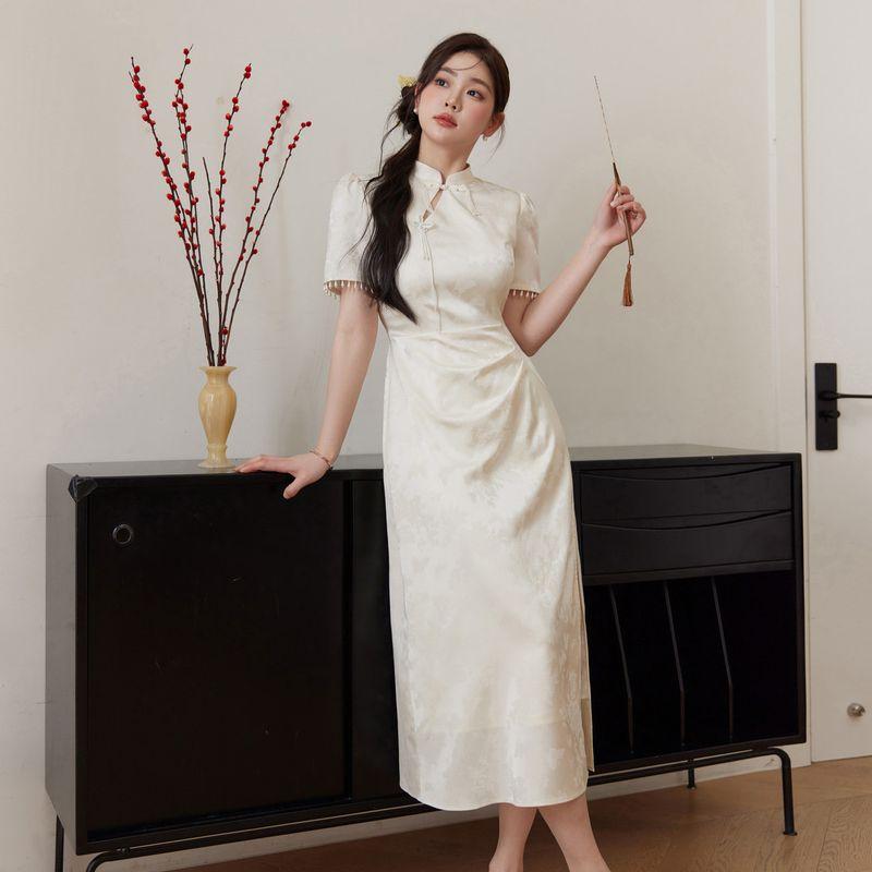 Lan Yu Plus Size Women s Plus Size Ladies National Style Jacquard Cheongsam Dress Rice Apricot Color 4XL