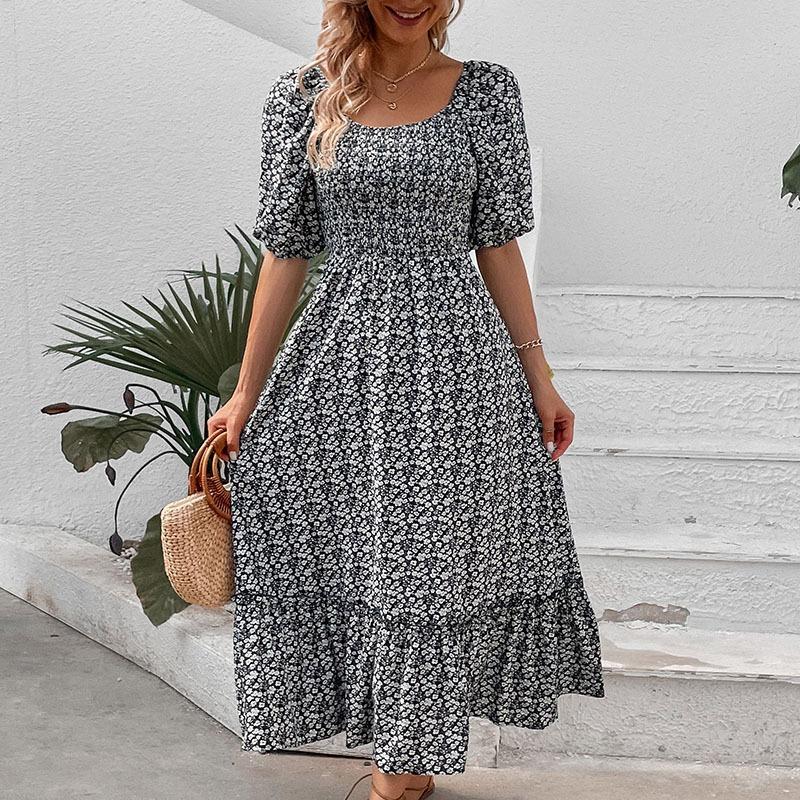 Summer three-quarter puff sleeve black and white floral dress