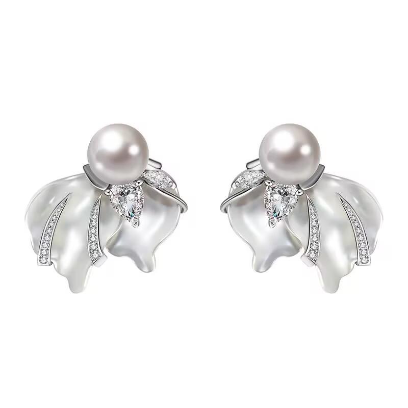 Natural Freshwater Pearl Iris Stud Earrings - Light Luxury, Elegant & Versatile