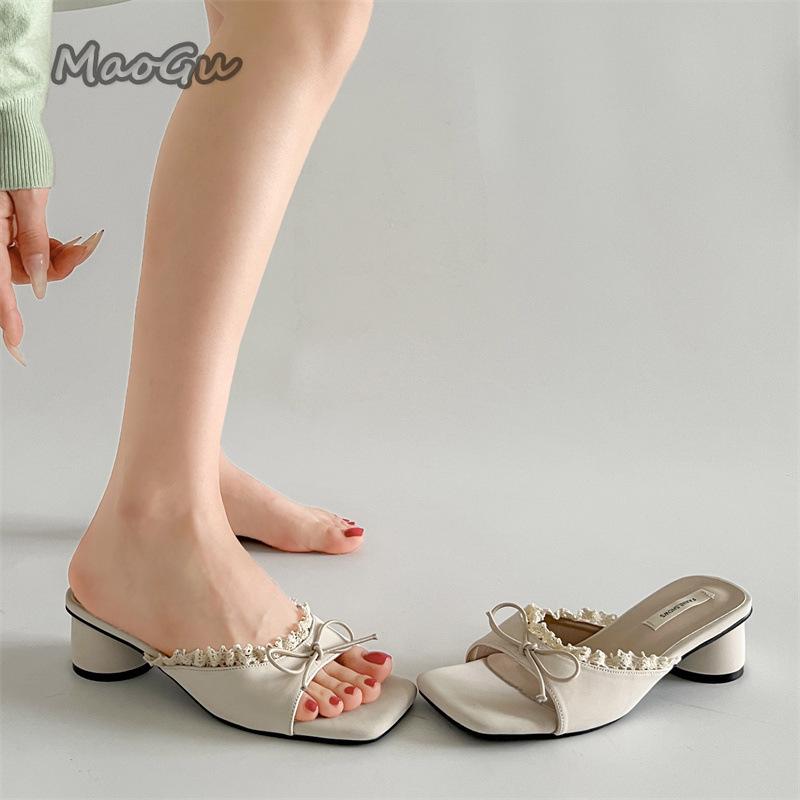 Fashion Women's Footwear Butterfly-knot Square Toe Women Slippers Elegant Thick Heel Slides Ladies Concise Beach Dress Sandalias Fashion
