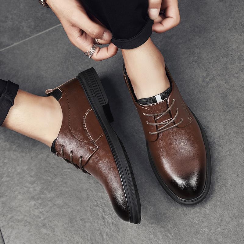 Fashion Men's formal leather shoes Classic retro gentleman style Outdoor Business Party Daily office casual leather Wedding shoes