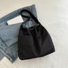 Fashion Drawstring Shoulder Bag Travel Casual Nylon Tote Bag Large Capacity Waterproof Crossbody Bucket Bag Women