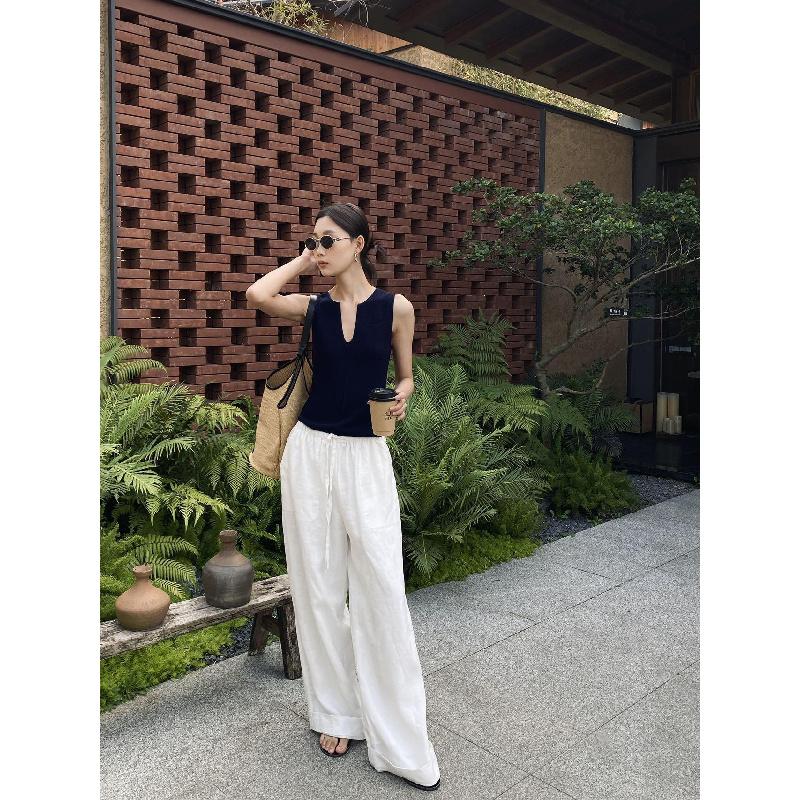 White cotton-linen wide-leg pants for women, 2026 spring-summer casual high-waisted drapey relaxed trousers