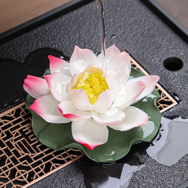 Hand Pinched Lotus Tea Pet Ceramic Color Changing Sculpture Chinese Style Artwork for Home Office Desk Decor Gift