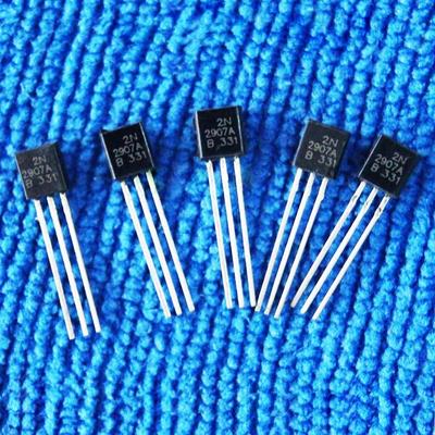 100 PIEZAS 2N2907A 2N2907 PNP Bipolar de Propósito General TO-92 Transistor Reguladores de Voltaje TRANSISTORES TO92