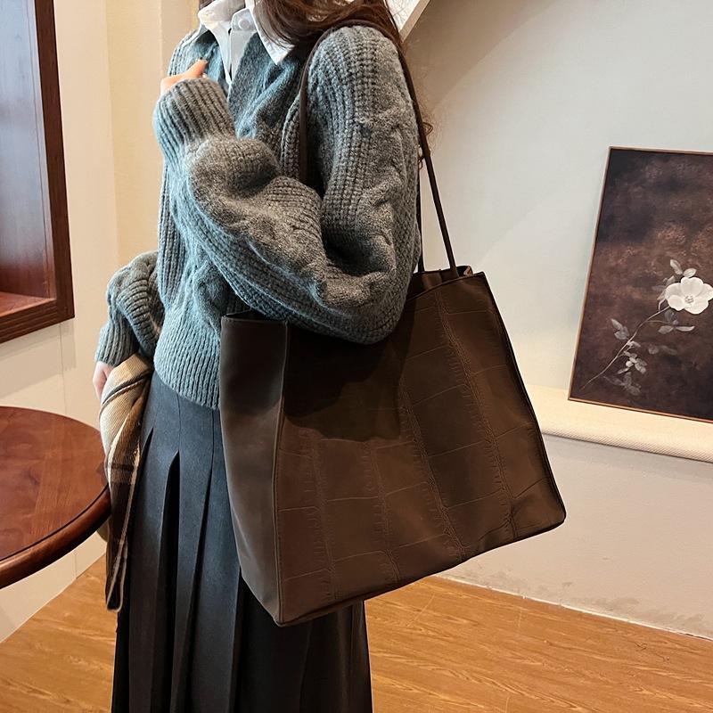 

Сумка с узором под камень, женская сумка большой вместимости, новая простая и универсальная сумка для поездок на работу, на плечо, сумка-мессенджер 37*16*31