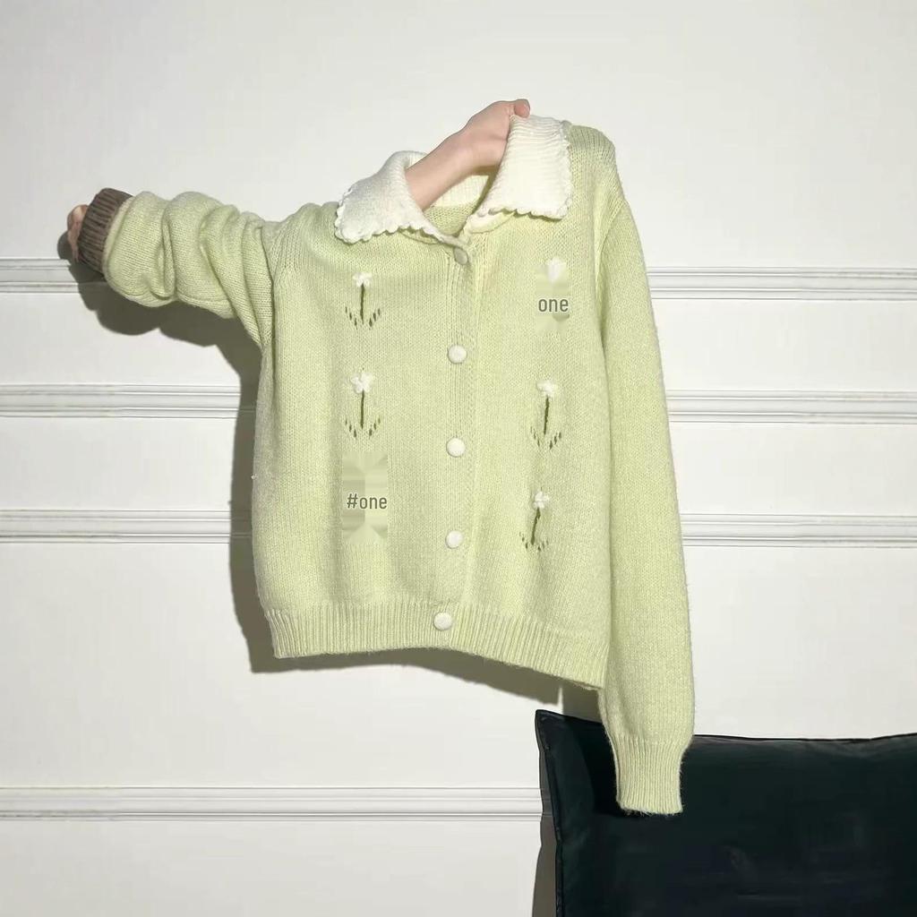 Korean Embroidered Flower Knit Cardigan: Color Block, Doll Collar, Soft, Versatile, Loose Fit - Perfect for Autumn/Winter.