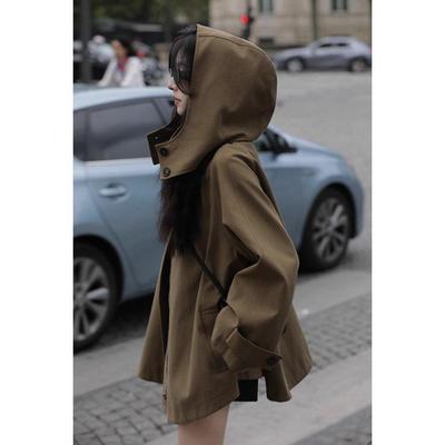 Damen Trenchcoat mit Kapuze im britischen Stil: Herbst/Winter, Übergröße, Vielseitig, Trendiges Cape-Design mit lockerem Schnitt.