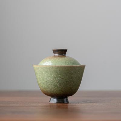 Ofen wird smaragdgrün, geschlossene Schale Chinesische Keramik Einzelstück mit Deckel Sancai großer Teekocher Teetasse Haushalt Kung Fu Teeschale