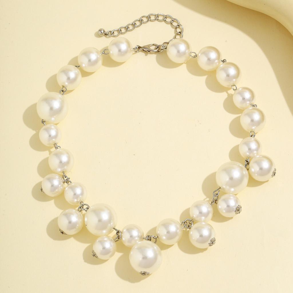 Jewelry Pearl Necklace Light Luxury French Retro Imitation Pearl Necklace Female Punk Temperament Pearl Necklace