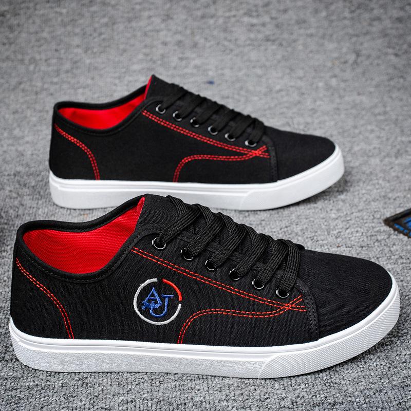 

2025 весна и лето новые туфли мужские корейские версии модные мужские повседневные туфли модные универсальные туфли для доски дышащие парусиновые туфли мужские 45