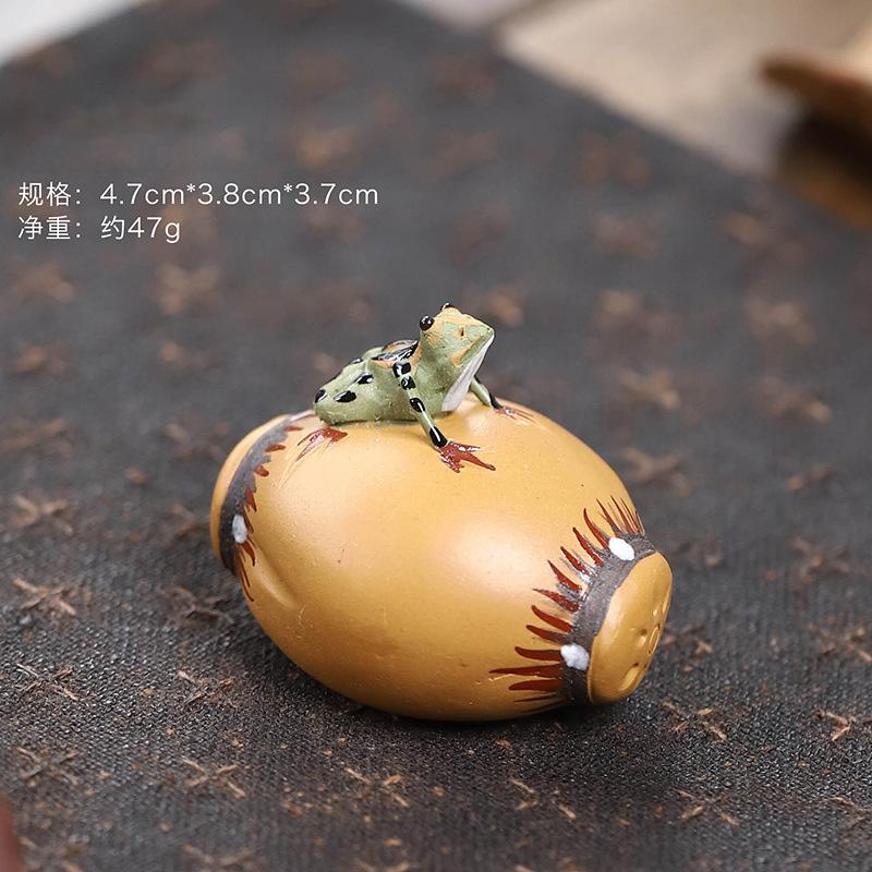 1PC Lucky Purple Clay Small Frog Statue Tea Pet Tea Art Ornaments Chinese Kung Fu Tea Handicrafts Ceremony Decor Accessories