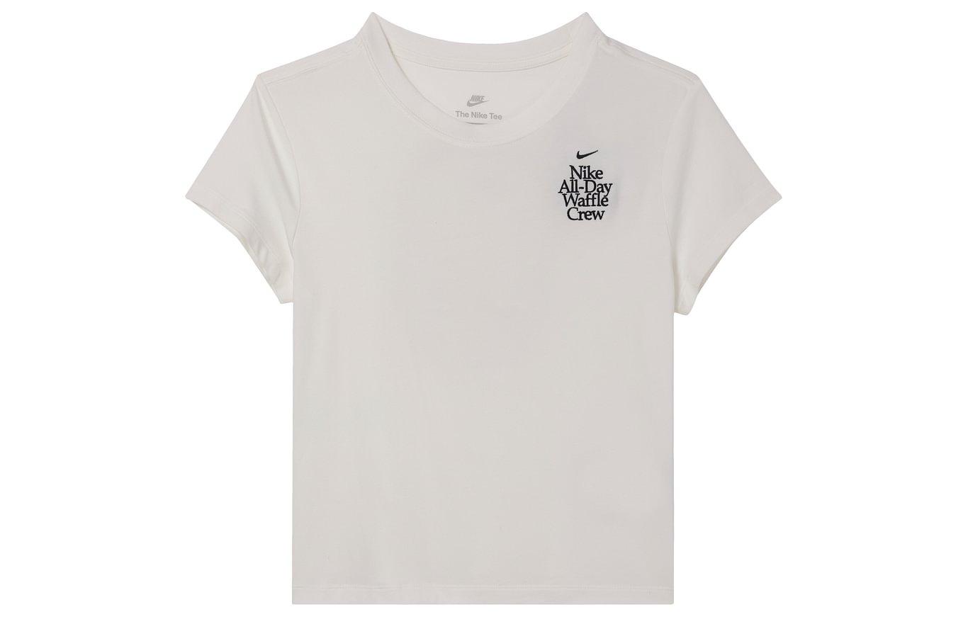 Nike Sportswear Women s Strawberry Short Sleeve T-Shirt  Sail White  HQ1196-133 M