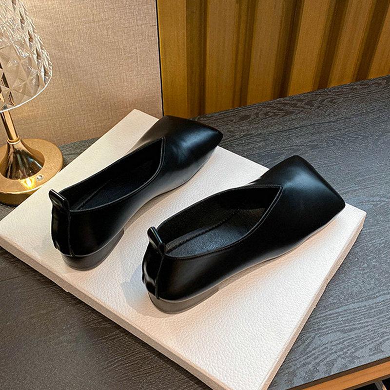 Square-Toed Single-Shoe Women'S 2025 New Soft Leather Flat Niche Designer Fashionable Women'S Shoes, Stylish And Unique