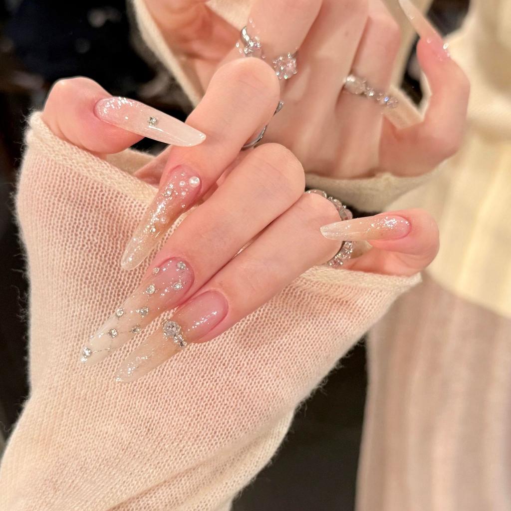 Ins Wind Full Zirconium Pure Hand-worn Nail Temperament Medium and Long High-end Diamond Ring Nail Art Fake Nail Patch