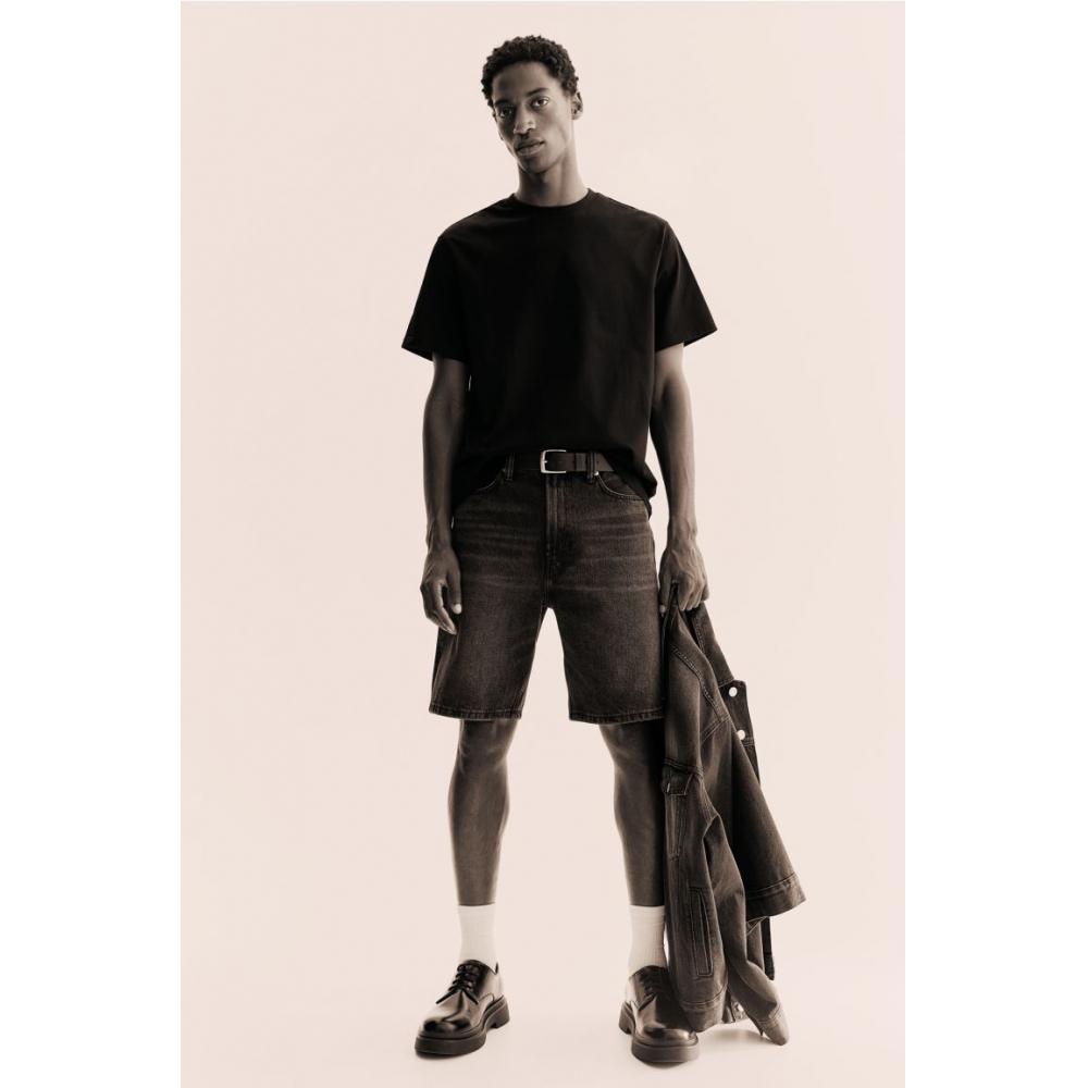 H M Regular FiT T sHirT Black