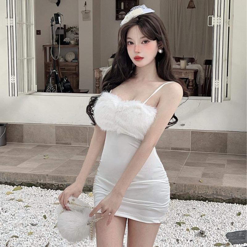 Low-cut Semi-sheer Fur Patchwork Spaghetti Strap Bodycon Dress, 2026 Niche Style
