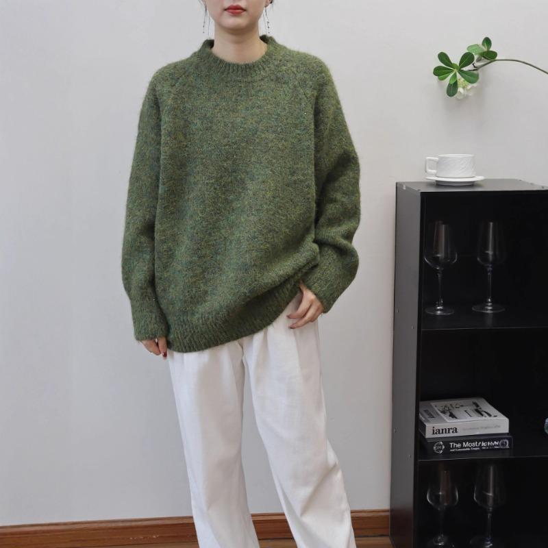 Autumn and winter new round neck sequins loose and thin sweater pullover lazy wind knitted sweater top women