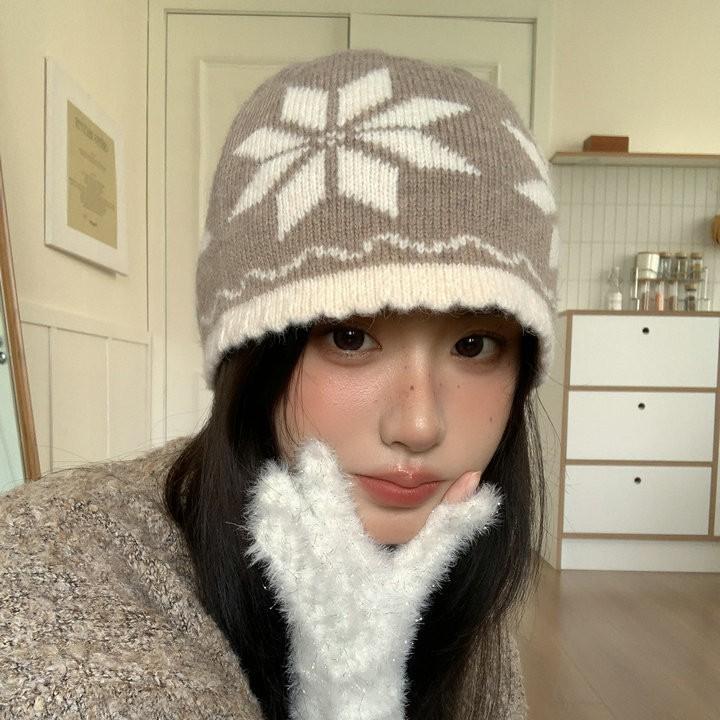 

Ретро жаккардовая вязаная шапка-пуловер с большой снежинкой, осенне-зимняя атмосфера, теплая, универсальная, от холода, модная шерстяная шапка M（56-58cm） хаки