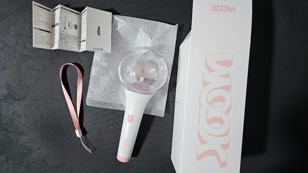 

[USED] Lee Dong Wook official light stick price reduced