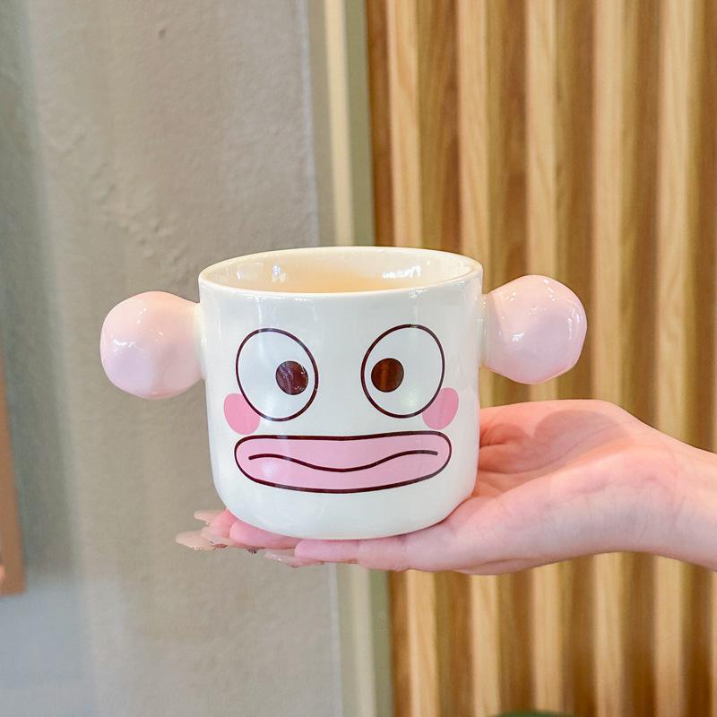 

Birthday gifts for boys and girls, cute and cute clown ceramic mug with lid, girlfriend s souvenir gift box. 401-500ml