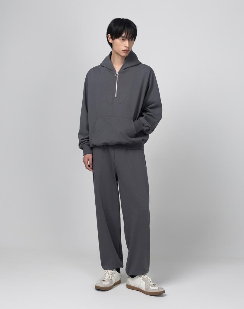 WORK ON BODY OFF Solid Cotton Jogger Pants [Dark Gray]