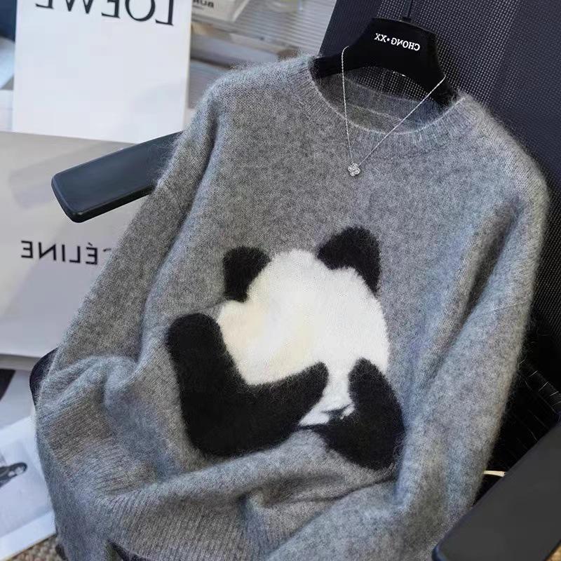 

Autumn/Winter 2024 Women s Lazy Style Cartoon Panda Wool Knit Sweater L светло-серый