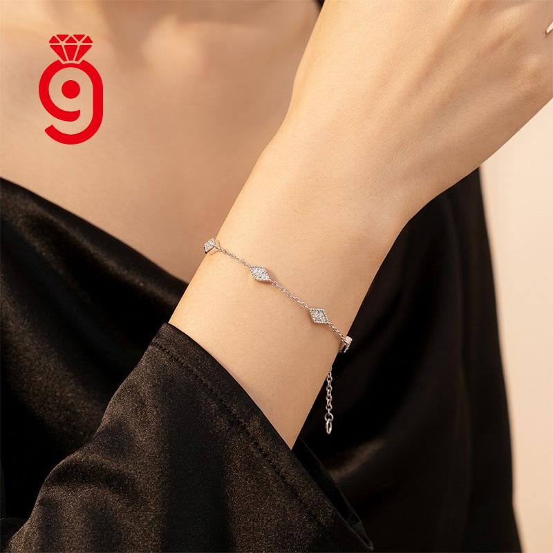 Minimalist Four Rhombus Cluster S925 Silver VVS Round Brilliant Cut Charm GRA Certified Elegant Adjustable Moissanite Bracelet