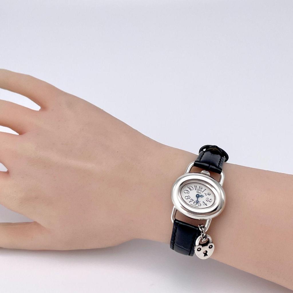 Used [Good Condition] Obrey Solid Silver Oval New Belt with Padlock Charm New Battery Quartz Ladies Watch 670