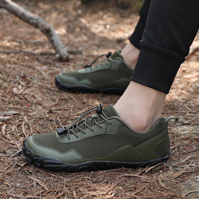 

Wide Foot Non-Slip Outdoor Hiking Shoes for Men & Women - Windproof, Coldproof, Casual, and Military Training Ready. Size 42
