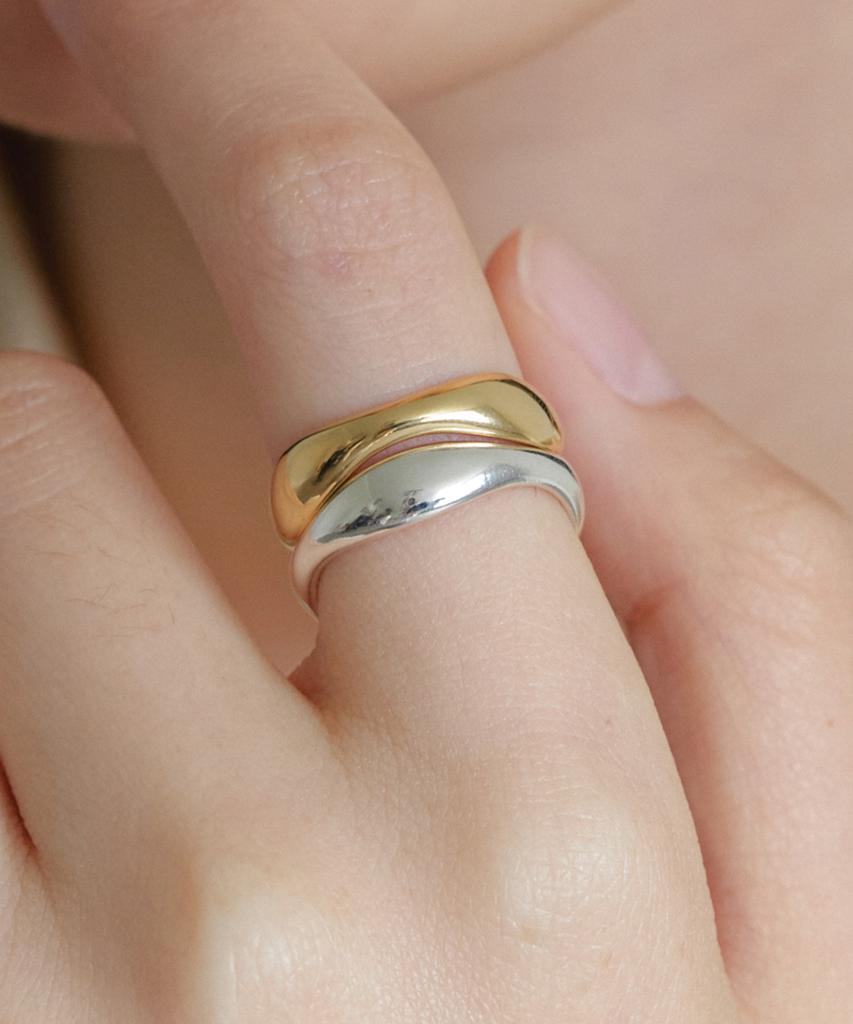 Byweekend Wave Ring