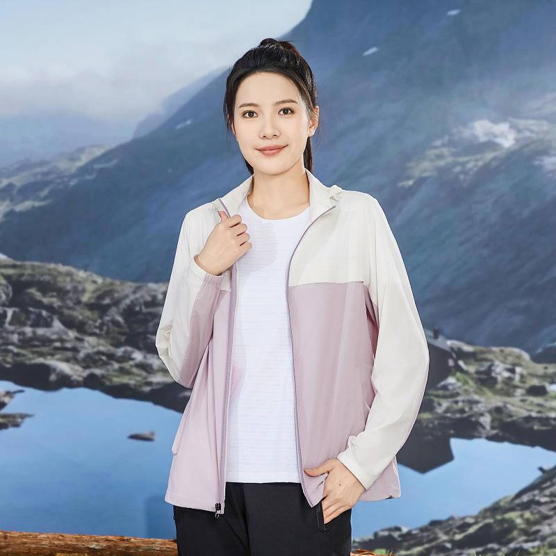 

Jack Wolfskin Couple s Mid-to-High End Sunscreen Jacket with Detachable Hood 4XL