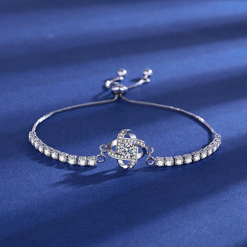 Zwei Karat Prinzessschliff Simulierter Moissanit Armband - Vielseitiger Damen-Beadschmuck