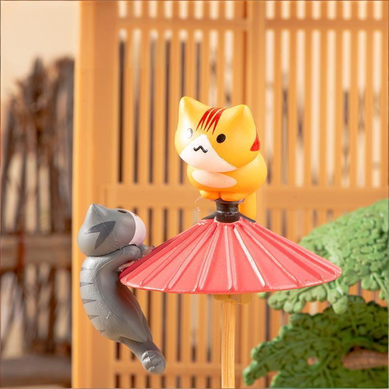 6Pcs Cute Mini Cartoon Cat Ornaments, Car Screen Edge Decoration, Cat Micro Landscape Model Cute Car Accessories Gifts