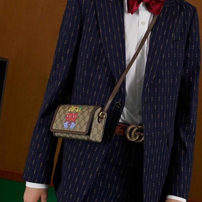 Gucci Cherry Print Logo Leather Trim Supreme Canvas Box Bag Men Shoulder Bag Brown 700733-U5TAG-8679