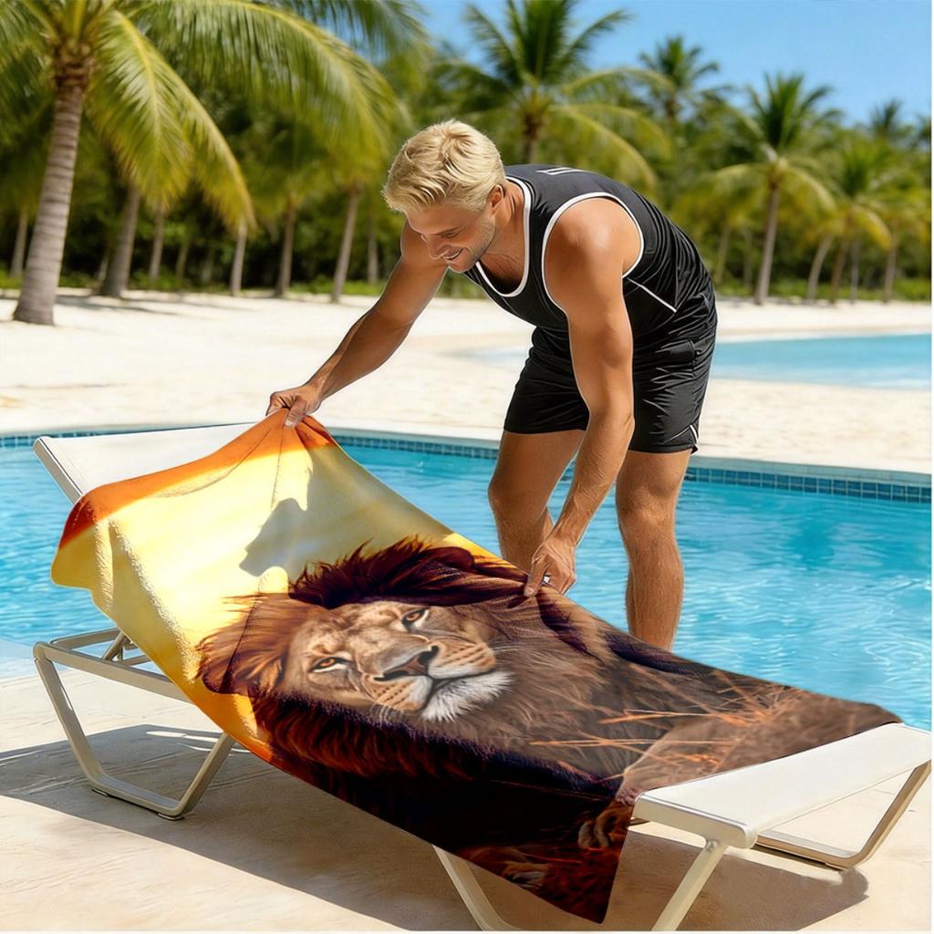Lion Pattern Under the Setting Sun Polyester Microfiber Beach Towel Is Highly Absorbent, Suitable for Swimming and Beach Outings