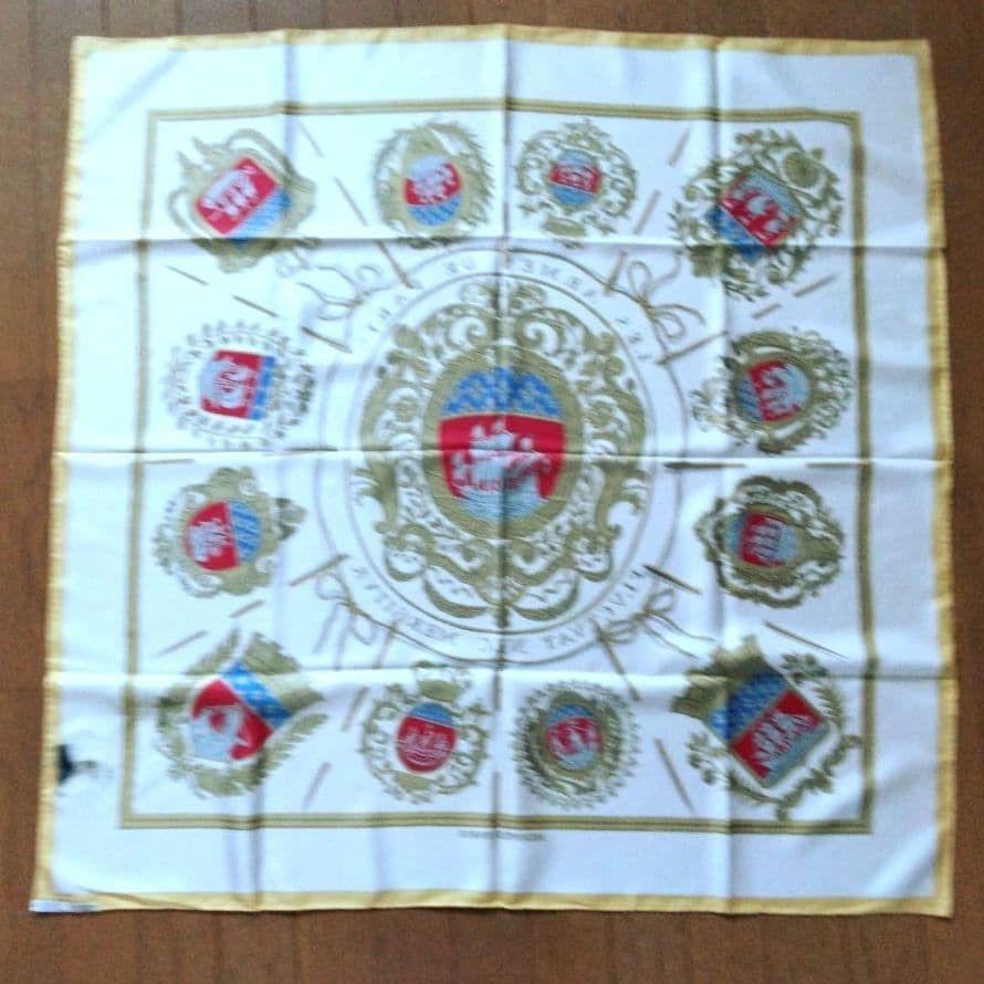 Used HERMES Paris Emblem Carre 90 Silk Large Scarf Stole White