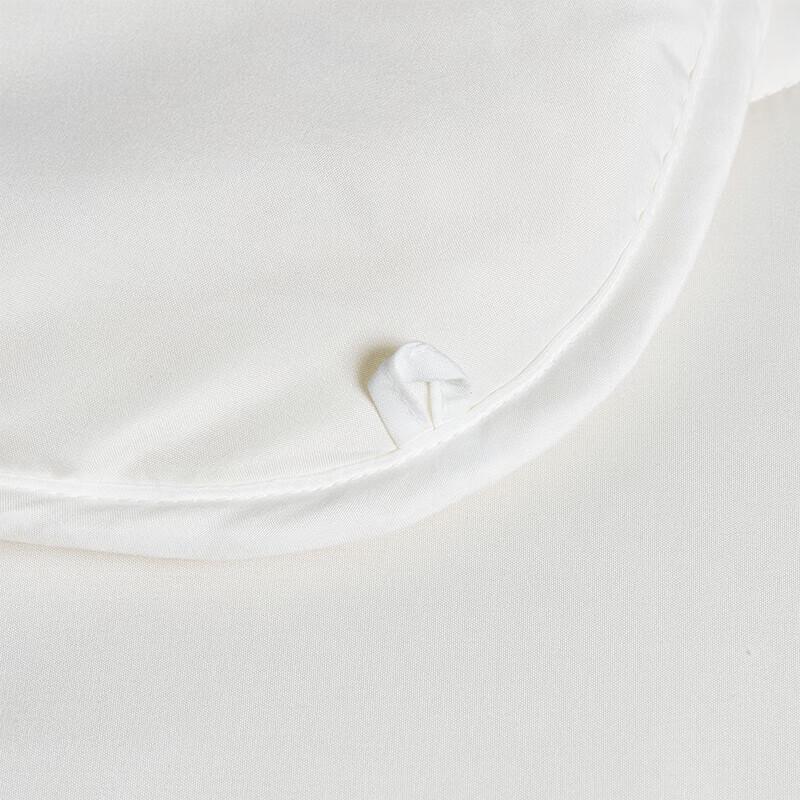 LOVO Sweet Soybean Silky All-Season Quilt