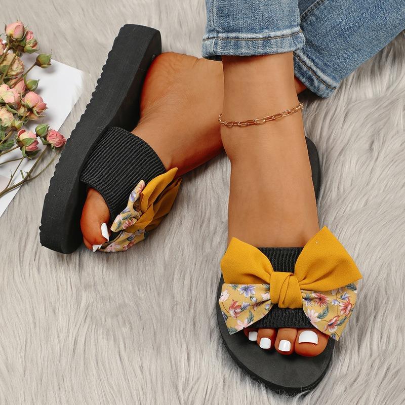 Summer New Flip-flops Women's Fashion Out Women's Cool Slippers Thick Bottom Large Size Foreign Trade Explosion Hair