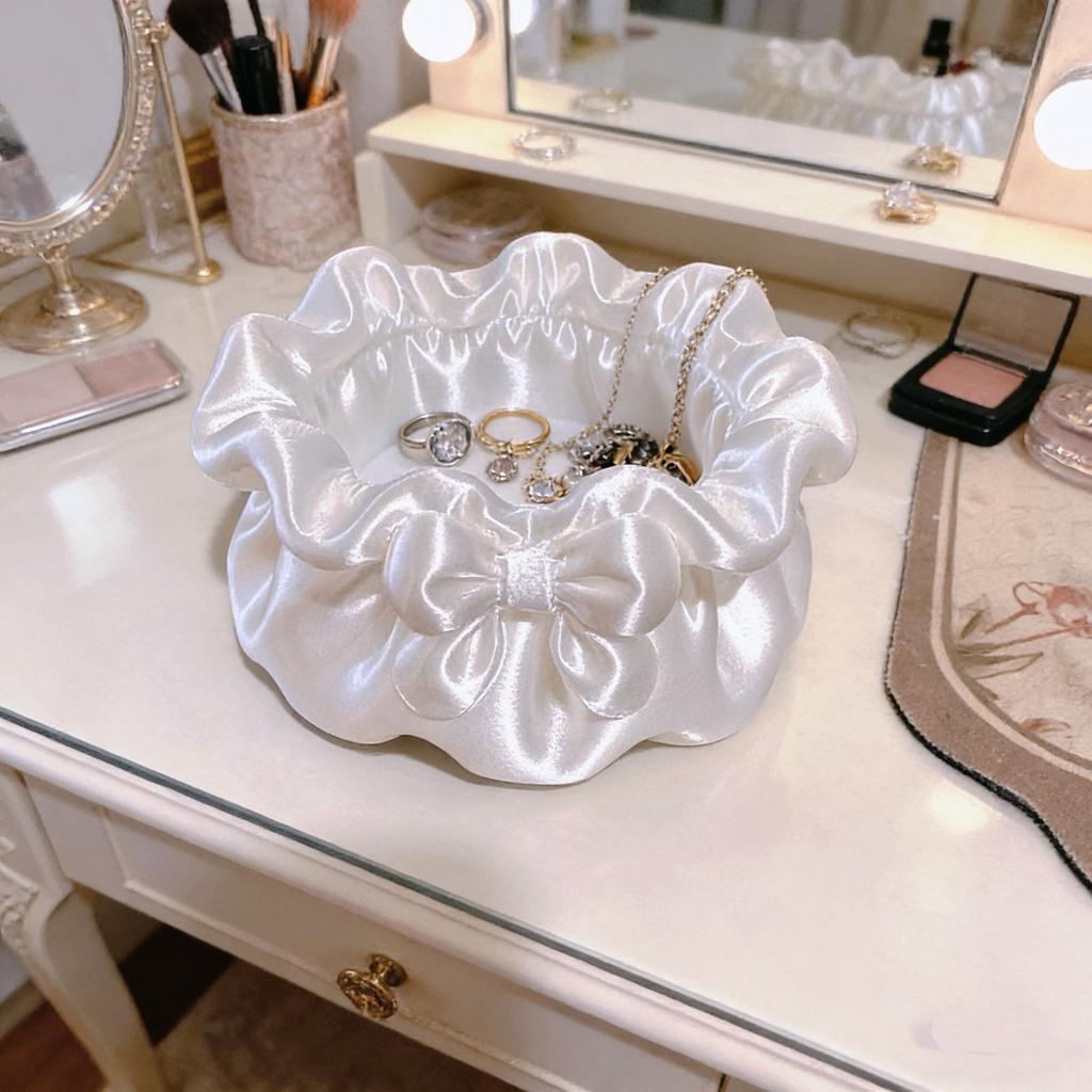 Petal-Shaped Bow Decorative Boxes 3D Printed Satin Finish Desktop Organizers Cute Sweet Desktop Storage for Jewelry & Stationery