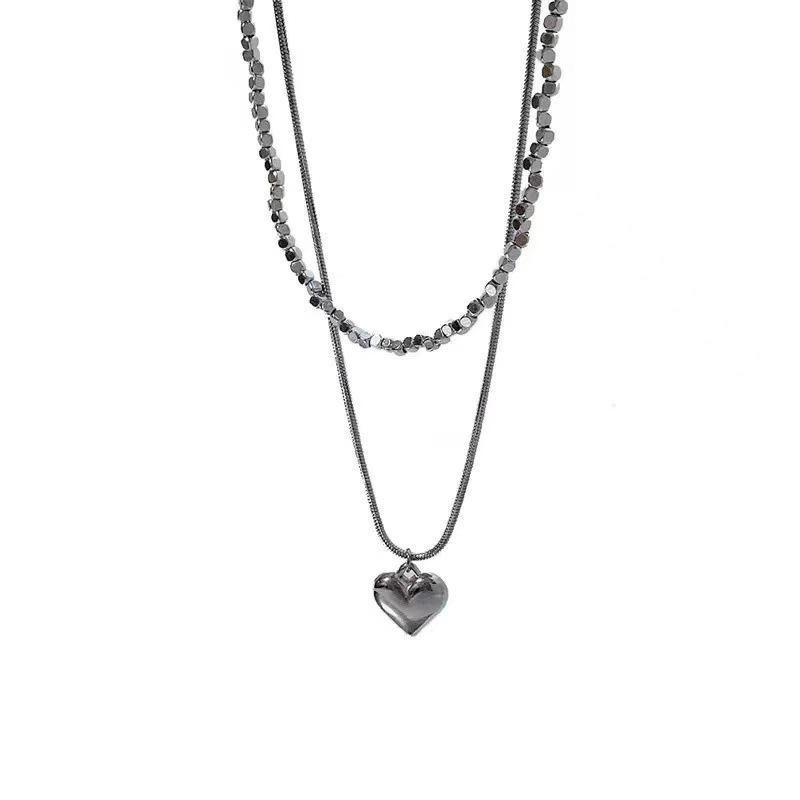 

Simple silver small square double-layer love necklace women s ins short heart-shaped pendant niche design clavicle chain