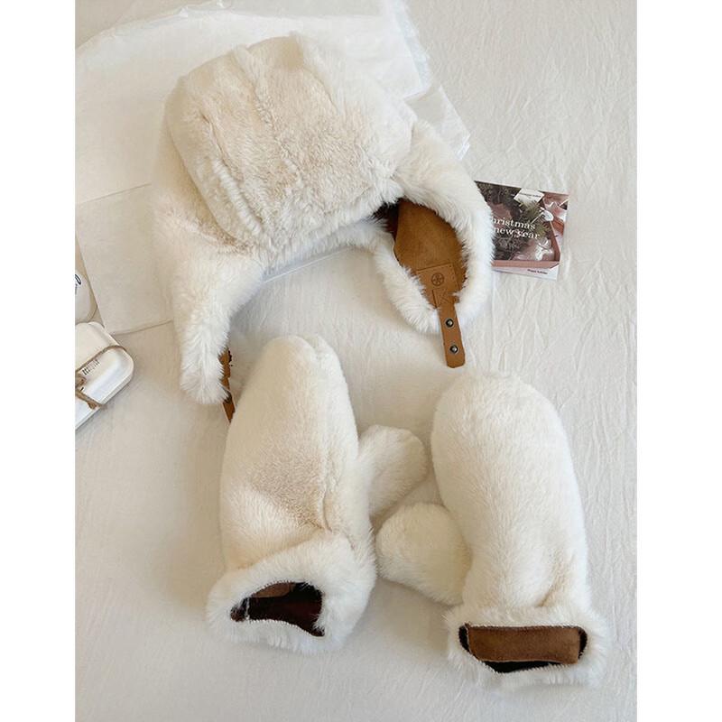 Unisex Faux Suede Lei Feng Hat & Gloves Set