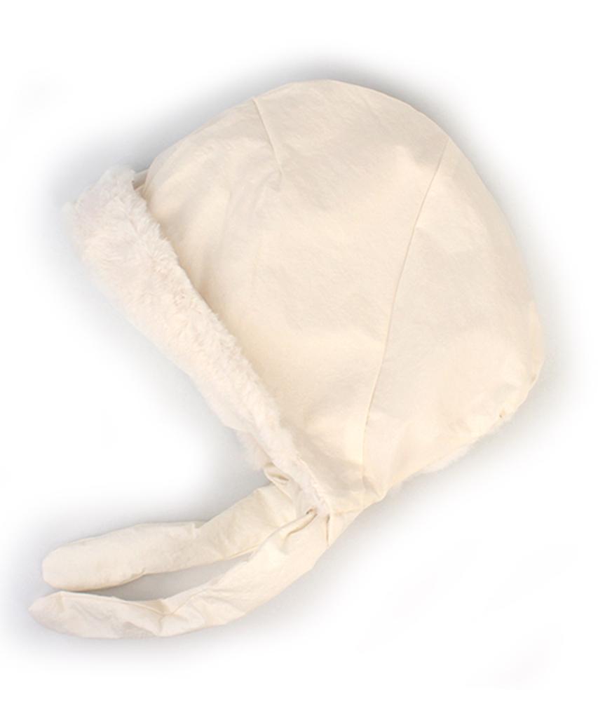 Yunibeosyeolkemiseuteuli Poly Fur Ivory Bonnet Hat
