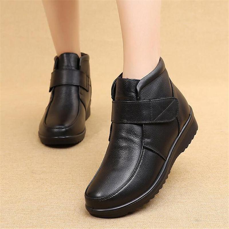 Moda Mulheres Botas de Tornozelo de Couro Genuíno Bota de Neve Mulheres Inverno Mãe Impermeável Antiderrapante Botins Quentes Cunhas Lã Natural Botas Femininas