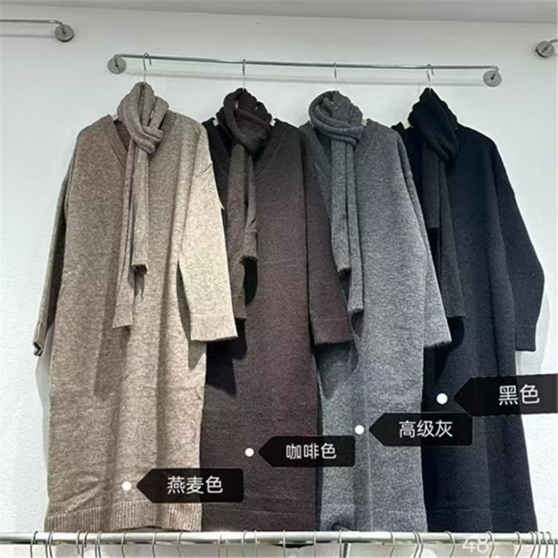 Simple and versatile knitted dress for women's autumn and winter new loose and lazy style with coat backing sweater long dress