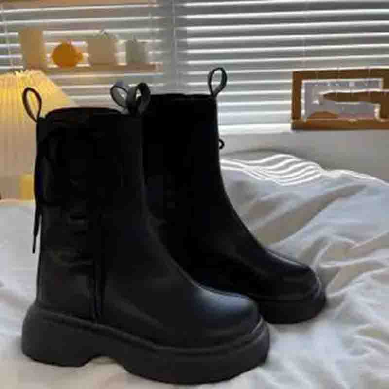 Botas Martin Blancas de suela gruesa Mujer Otoño e Invierno Retro Estilo  Británico y Botas Velvet Mid-tube comprar a buen precio — entrega gratuita,  reseñas reales con fotos — Joom