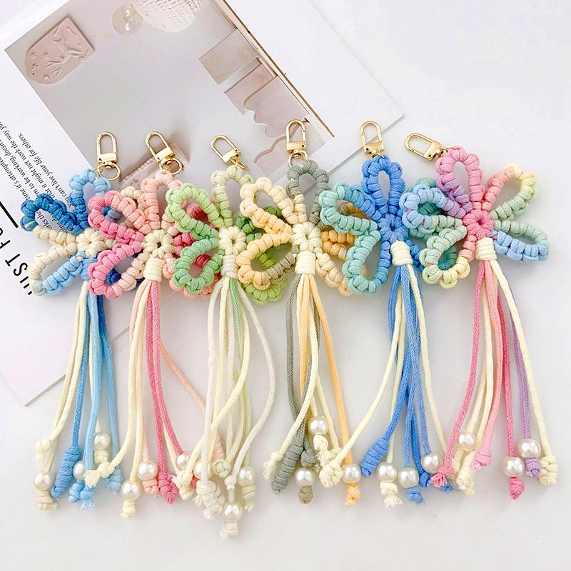 Explosive exquisite handmade woven flower tassel bag pendant with rustic style and creative car keychain pendant